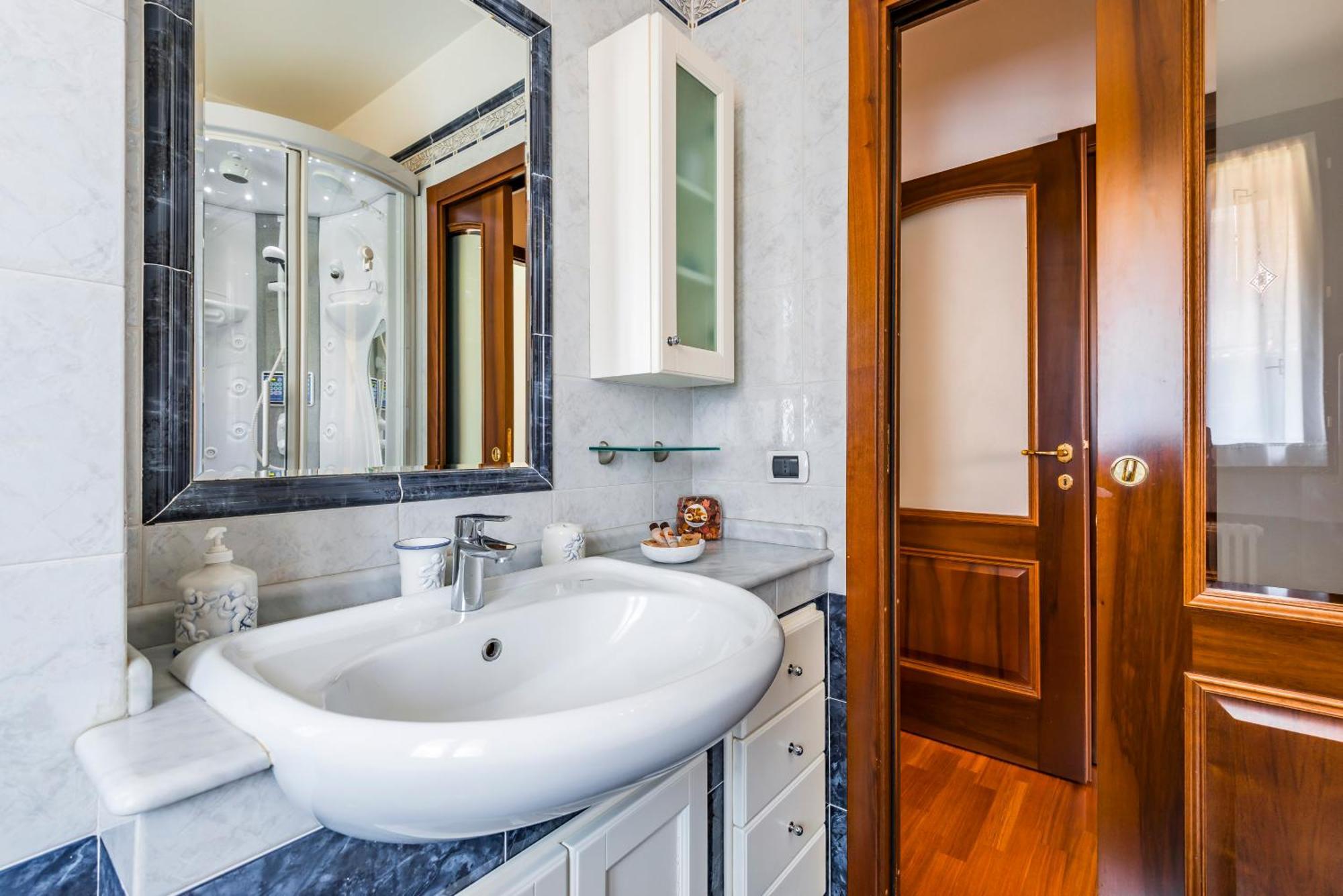Jacuzzi Apartment In Italian Villa, Wi-Fi & Garden Sassuolo - Maranello Casalgrande 외부 사진