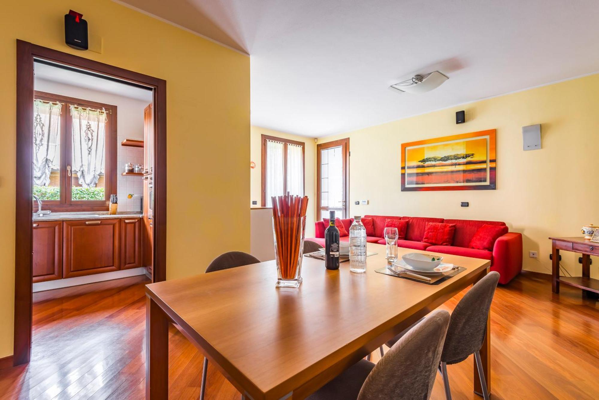 Jacuzzi Apartment In Italian Villa, Wi-Fi & Garden Sassuolo - Maranello Casalgrande 외부 사진
